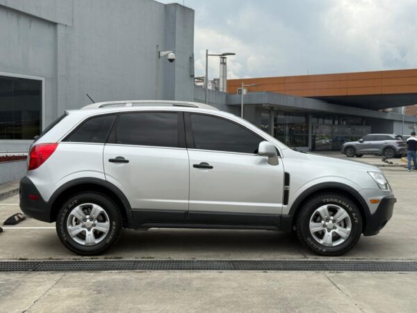 CHEVROLET CAPTIVA SPORT - Image 8