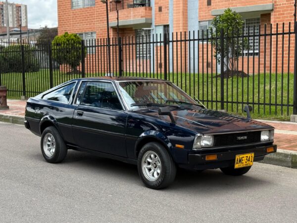 TOYOTA COROLLA - Image 3