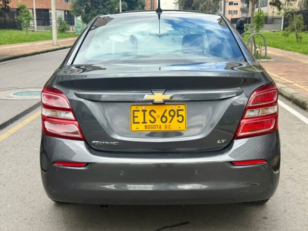 CHEVROLET SONIC LT - Image 5