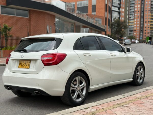 MERCEDES BENZ A200 - Image 6