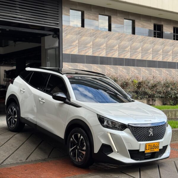 PEUGEOT 2008 - Image 8