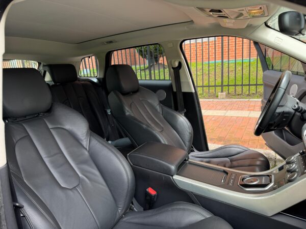 RANGE ROVER EVOQUE - Image 12
