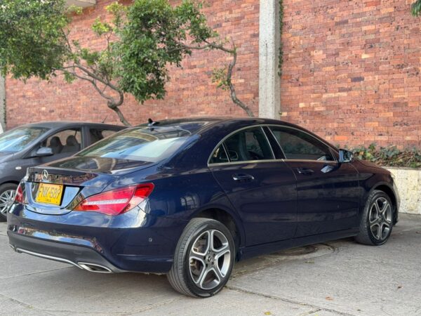MERCEDES BENZ CLA 180 - Image 7