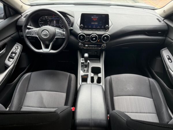 NISSAN SENTRA - Image 10