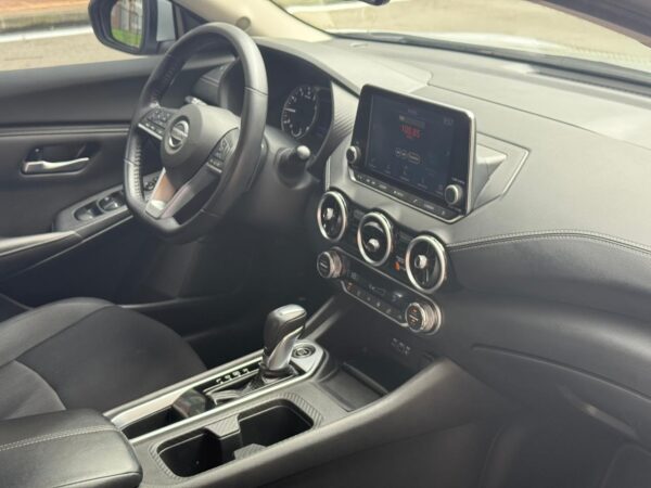 NISSAN SENTRA - Image 12