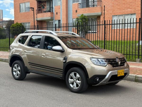 RENAULT DUSTER - Image 9