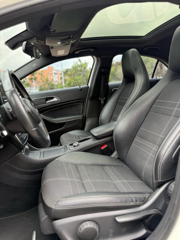 MERCEDES BENZ A200 - Image 10