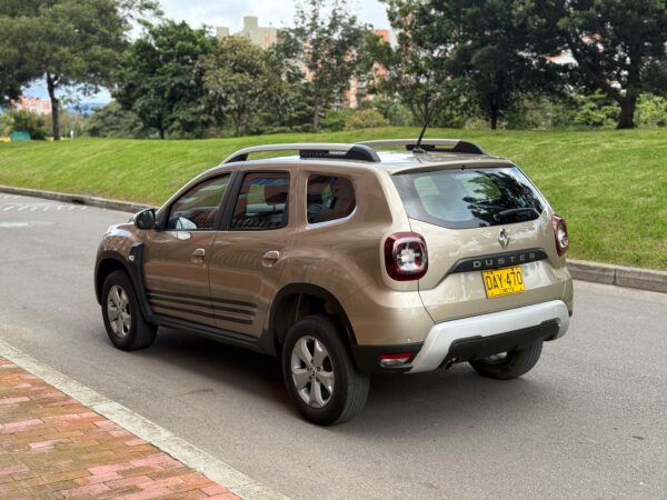 RENAULT DUSTER - Image 5