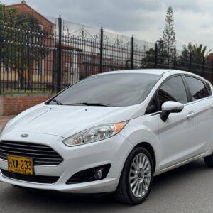 FORD DIESTA TITANIUM