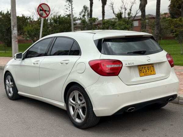 MERCEDES BENZ A200 - Image 4