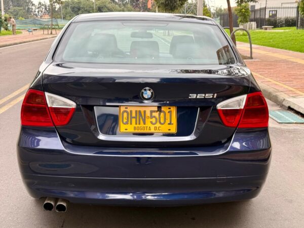 BMW 325i PREMIUM - Image 4
