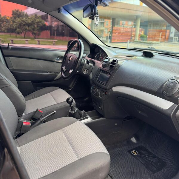 CHEVROLET AVEO EMOTION - Image 9