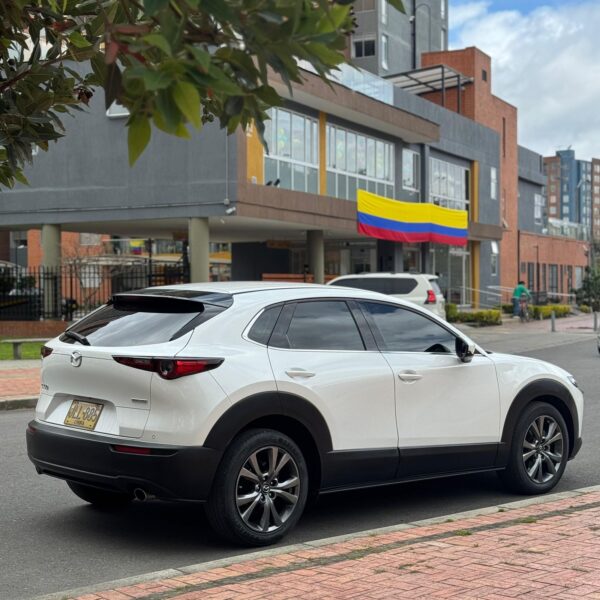 MAZDA CX30 - Image 6