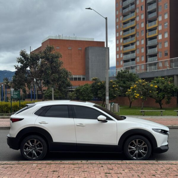 MAZDA CX30 - Image 4