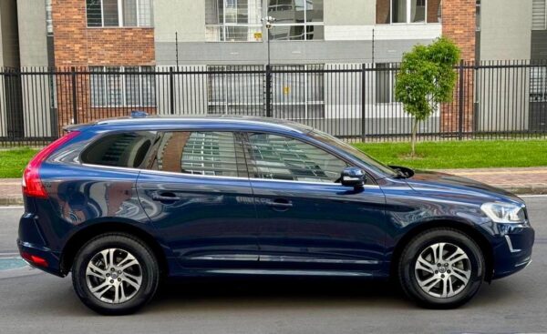 VOLVO XC60 T5 - Image 5