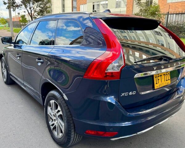 VOLVO XC60 T5 - Image 7