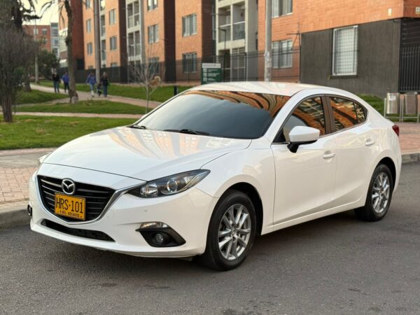 MAZDA 3 TOURING