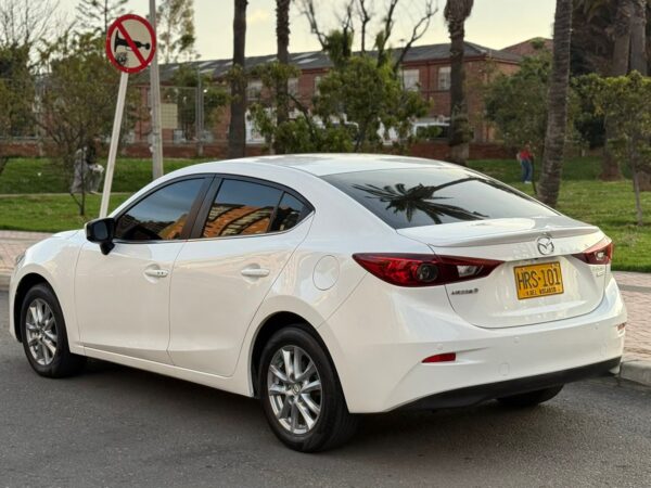 MAZDA 3 TOURING - Image 8