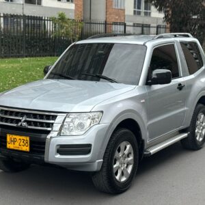 MITSUBISHI MONTERO HARD TOP