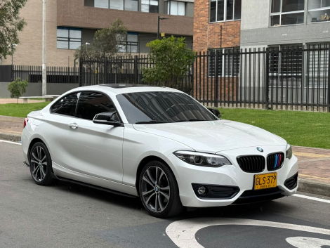 BMW 220i