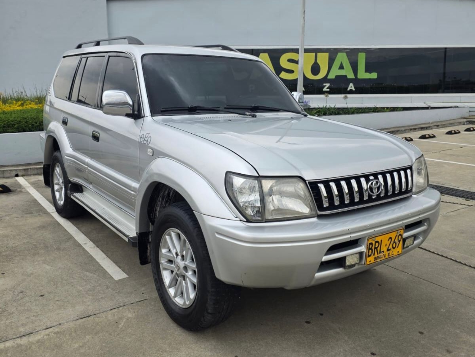 TOYOTA PRADO VXA
