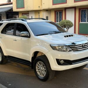 TOYOTA FORTUNER
