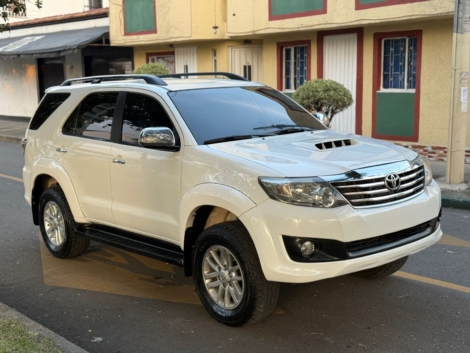 TOYOTA FORTUNER